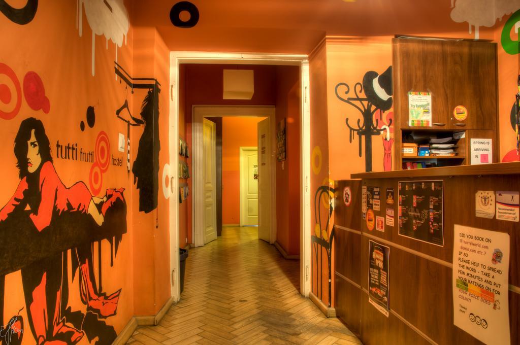 Tutti Frutti Hostel Краків Екстер'єр фото