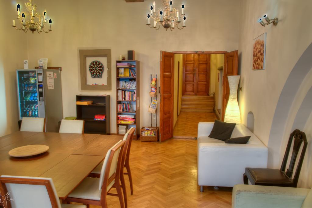 Tutti Frutti Hostel Краків Екстер'єр фото