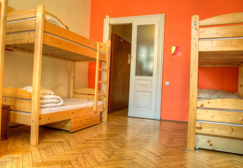 Tutti Frutti Hostel Краків Екстер'єр фото