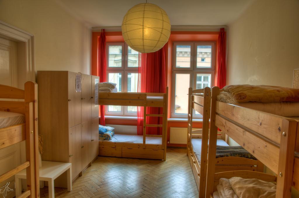Tutti Frutti Hostel Краків Екстер'єр фото