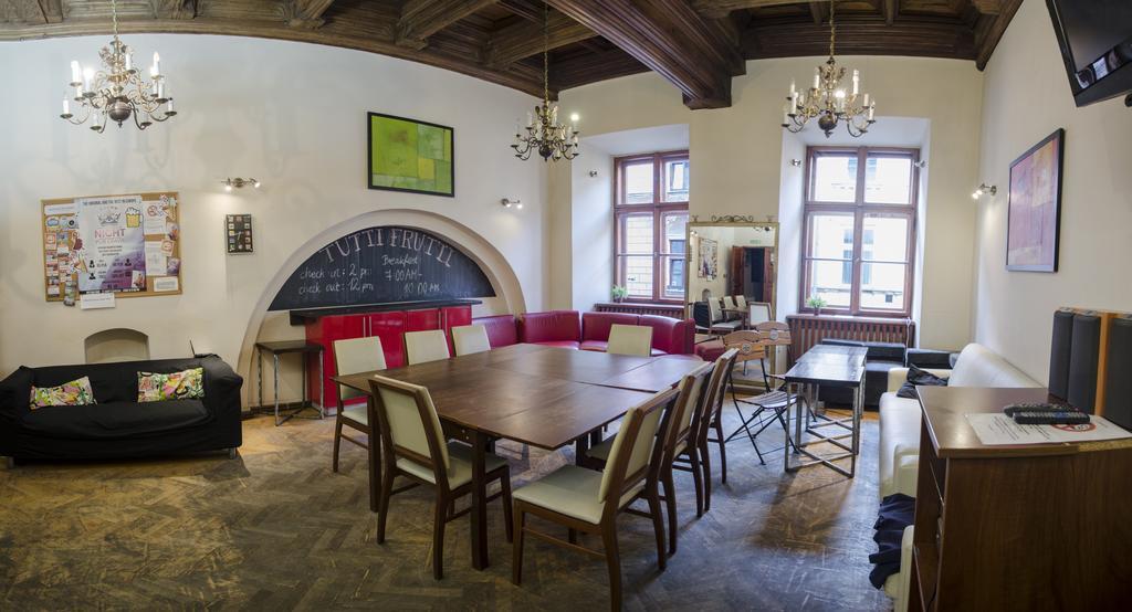 Tutti Frutti Hostel Краків Екстер'єр фото