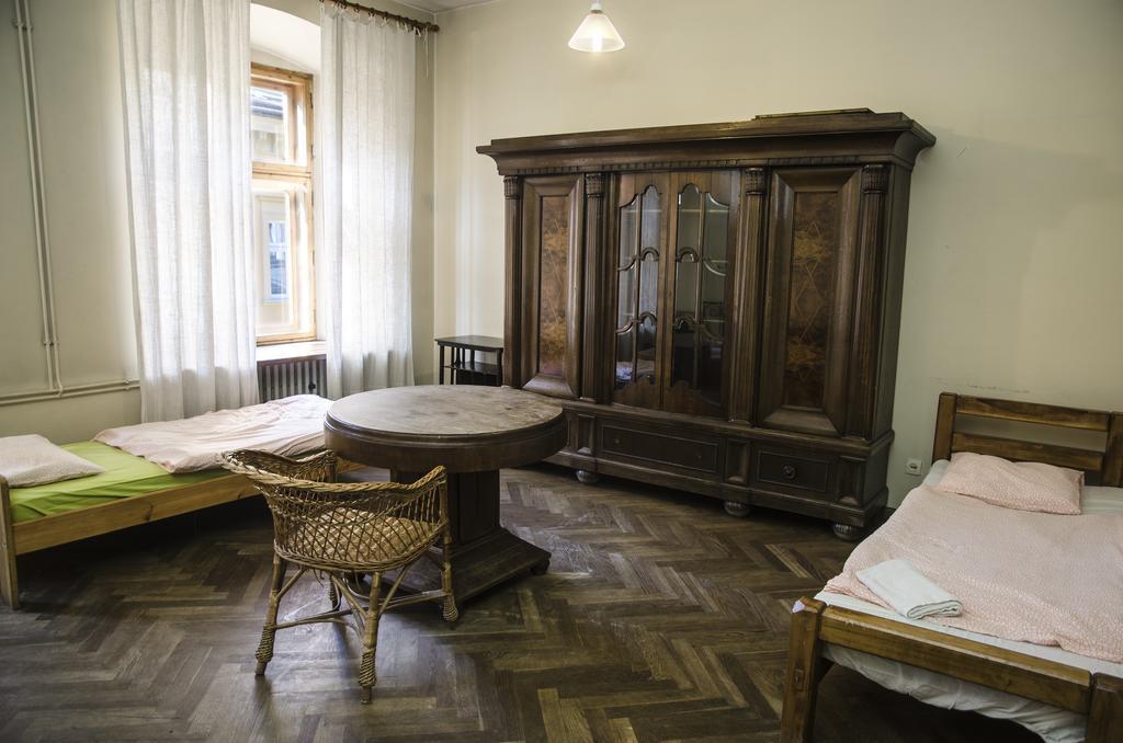 Tutti Frutti Hostel Краків Екстер'єр фото