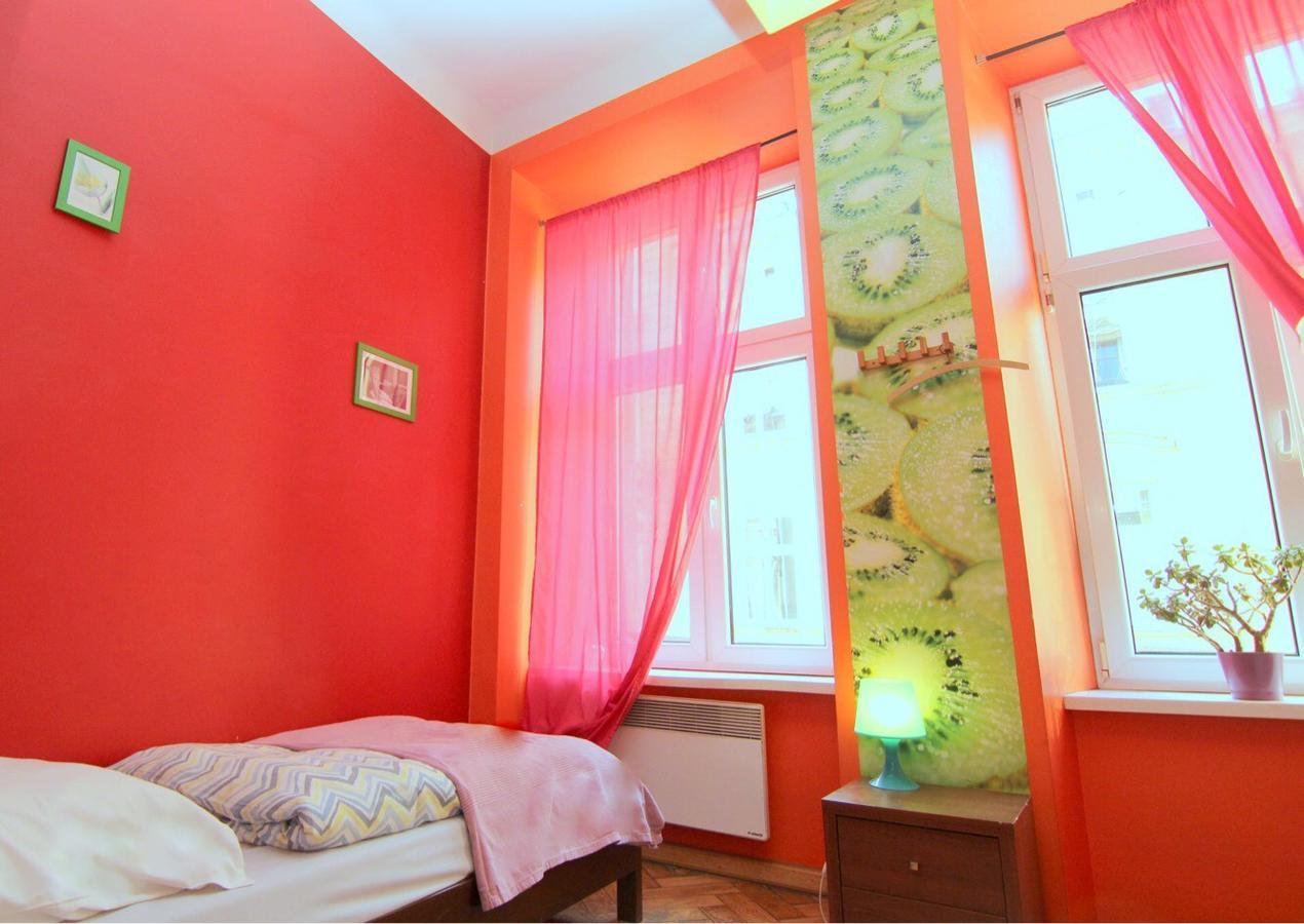 Tutti Frutti Hostel Краків Екстер'єр фото