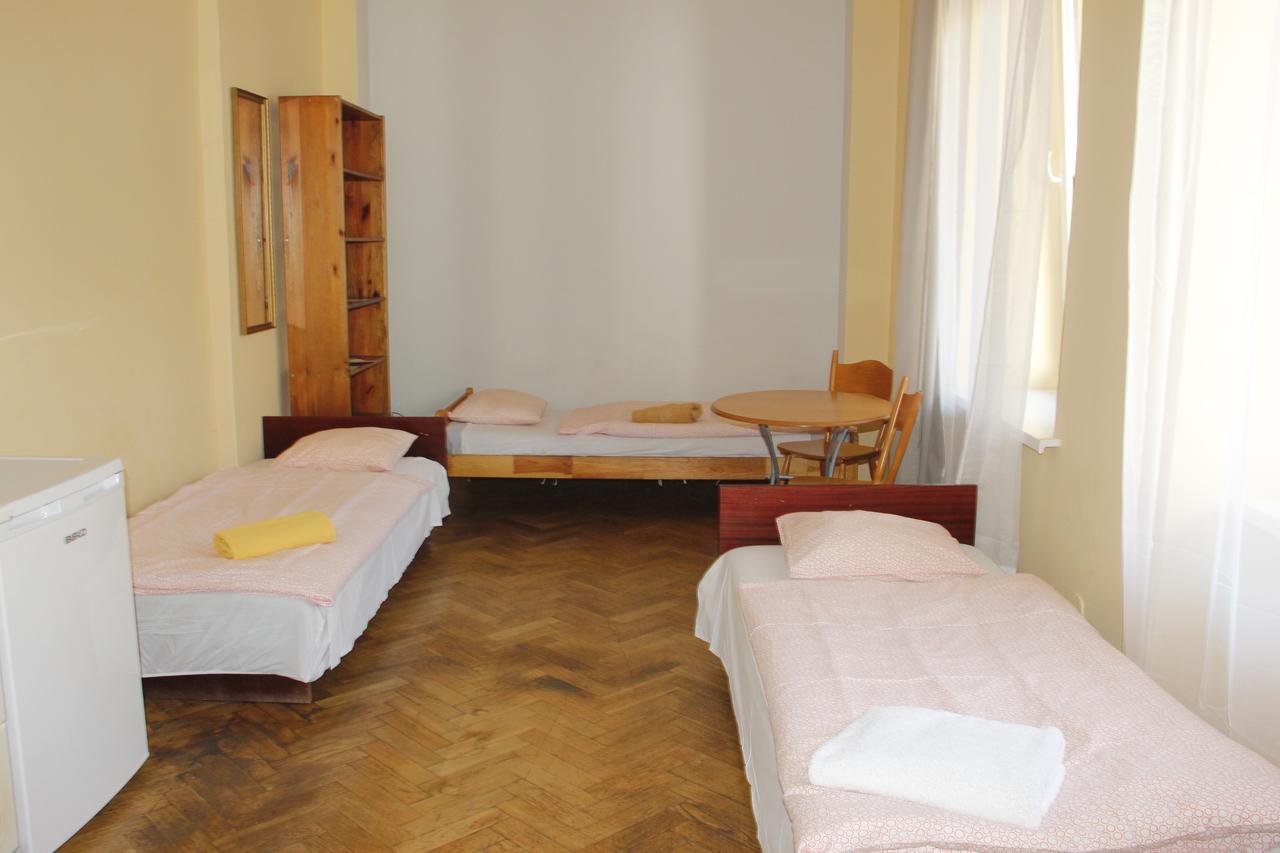 Tutti Frutti Hostel Краків Екстер'єр фото