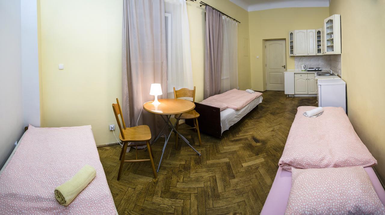 Tutti Frutti Hostel Краків Екстер'єр фото