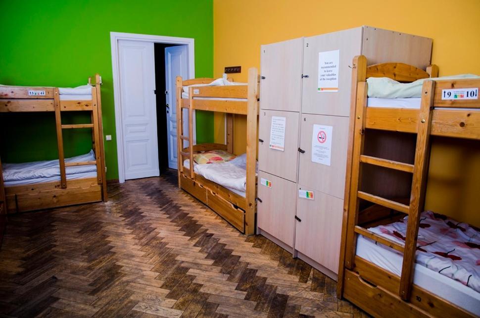 Tutti Frutti Hostel Краків Екстер'єр фото