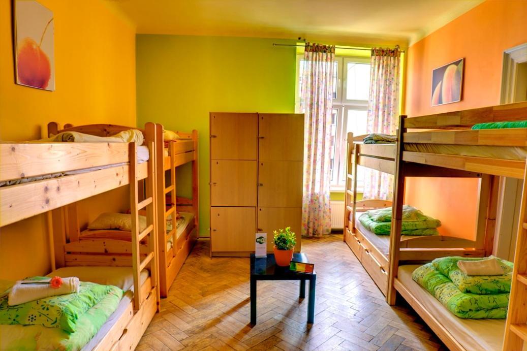 Tutti Frutti Hostel Краків Екстер'єр фото